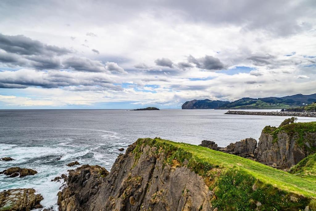 Coqueto Apartamento Junto Al Mar Bermeo Exteriör bild